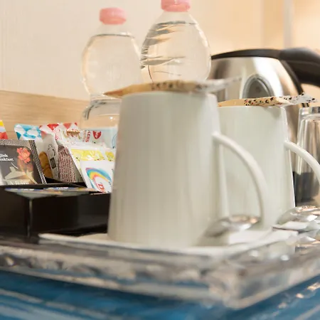 Iq Ξενοδοχείο 4*